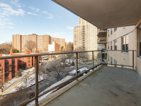 2500 Johnson Avenue 8K, Bronx NY 10463