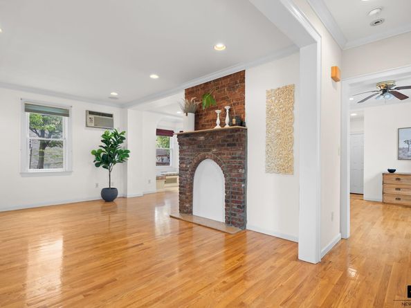 551 Minnieford Avenue, Bronx NY 10464