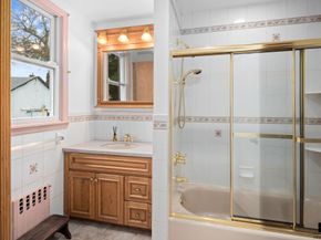 551 Minnieford Avenue, Bronx NY 10464