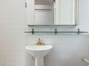 444 East 57th Street 6D, New York NY 10022