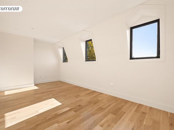 47 Madison Street, Brooklyn NY 11238