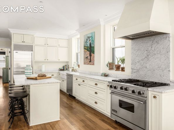 67 Perry Street 4, New York NY 10014