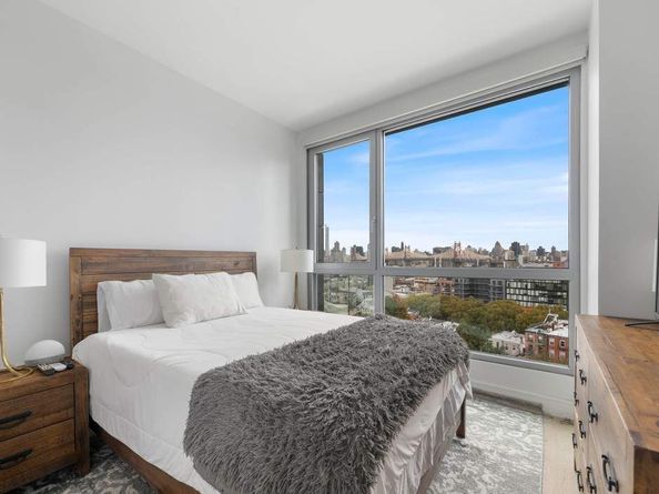 22-43 Jackson Avenue 11F, Queens NY 11101