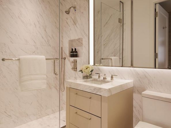 400 East 84th Street 8F, New York NY 10028