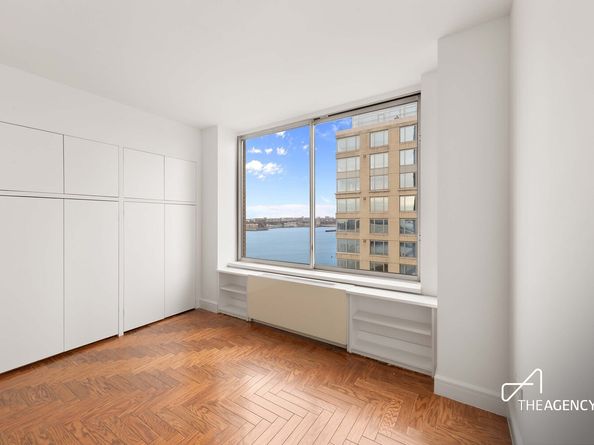 200 Riverside Boulevard 25C, New York NY 10069