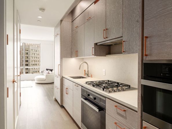 1 City Point 26G, Brooklyn NY 11201