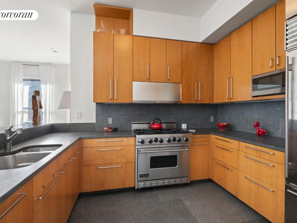 52 Thomas Street 3D, New York NY 10013