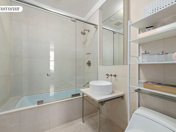 52 Thomas Street 3D, New York NY 10013