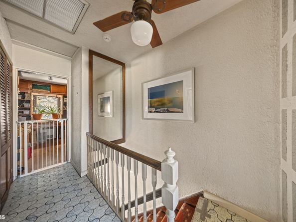 75-27 Furmanville Avenue, Queens NY 11379
