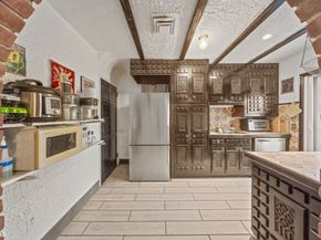 75-27 Furmanville Avenue, Queens NY 11379