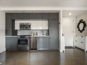 432 West 52nd Street 7H, New York NY 10019