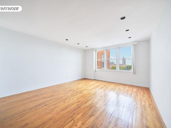 1530 East 8th Street 7M, Brooklyn NY 11230