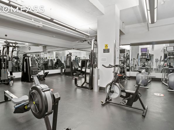 137 East 36th Street 21F, New York NY 10016