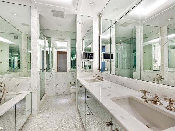 151 East 58th Street 35B, New York NY 10022