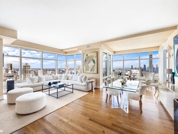 151 East 58th Street 35B, New York NY 10022