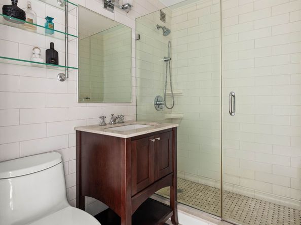 80 Park Avenue 18B, New York NY 10016