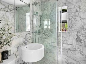 319 West 18th Street 1F, New York NY 10011
