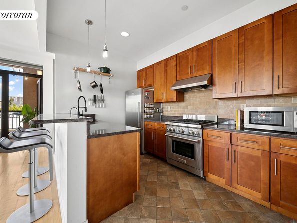 116 Conselyea Street PH4A, Brooklyn NY 11211