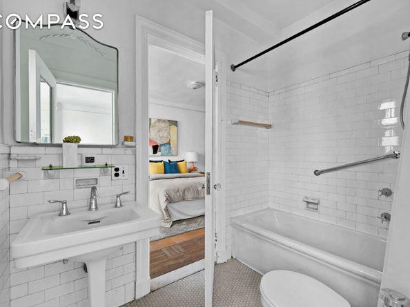 473 West End Avenue 12A1, New York NY 10024