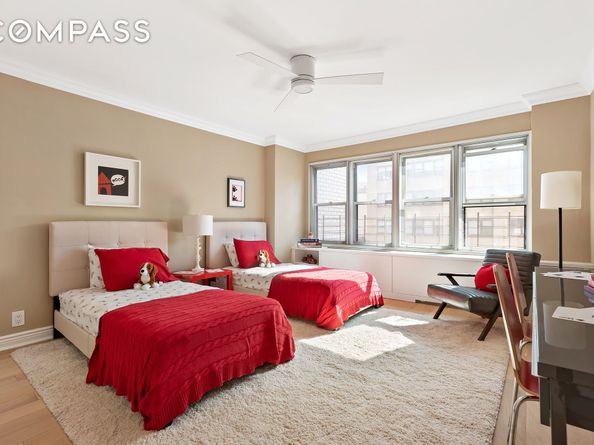 155 East 38th Street 12J, New York NY 10016