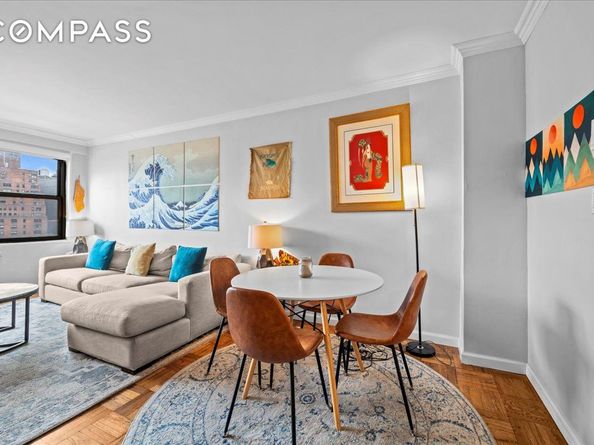 200 East 27th Street 11B, New York NY 10016