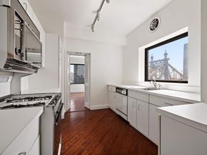 425 East 58th Street 21F, New York NY 10022