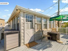 993 Bayside, Queens NY 11697