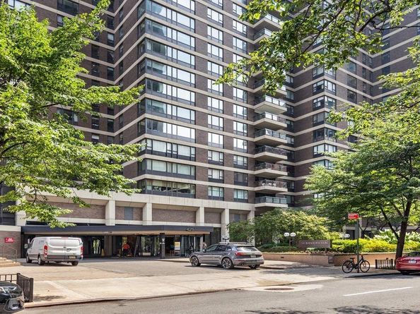 425 East 58th Street 20E, New York NY 10022