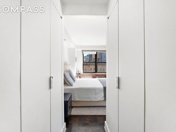 330 3rd Avenue 8D, New York NY 10010