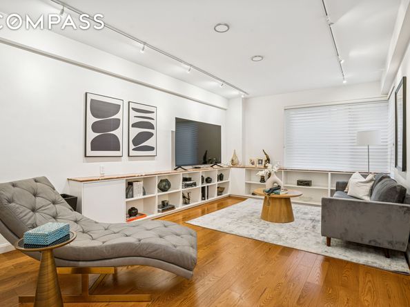 440 East 56th Street 6FGH, New York NY 10022