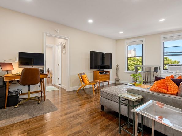 270 Seaman Avenue D3, New York NY 10034