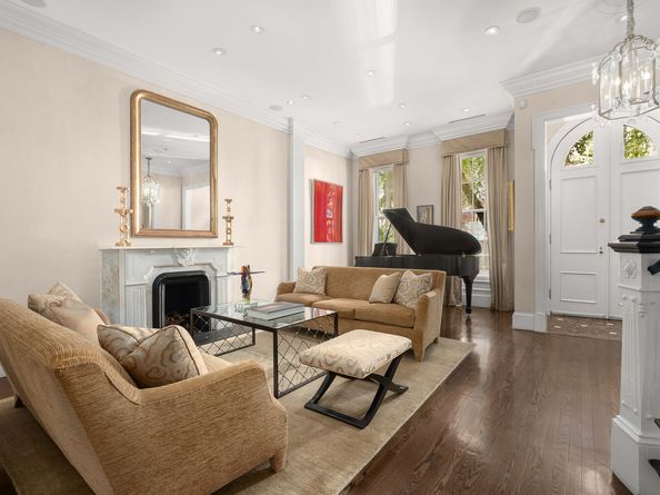 518 East 89th Street, New York NY 10128