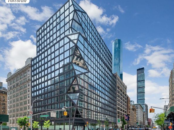 121 East 22nd Street N908, New York NY 10010