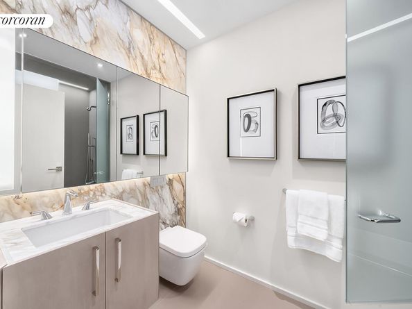 121 East 22nd Street N908, New York NY 10010