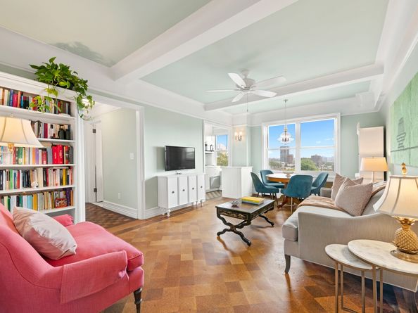 70 Remsen Street 7H, Brooklyn NY 11201