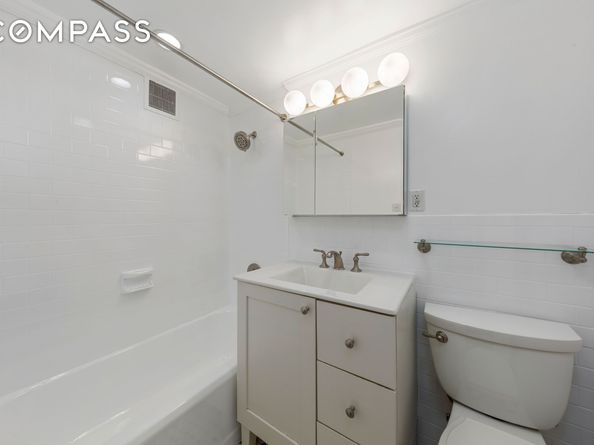 355 Clinton Avenue F1, Brooklyn NY 11238