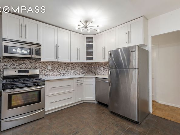 355 Clinton Avenue F1, Brooklyn NY 11238