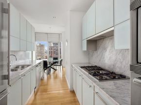 310 East 53rd Street 27C, New York NY 10022