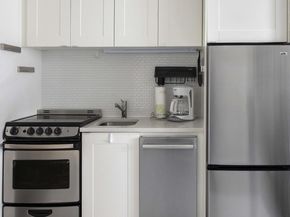 150 West 51st Street 918, New York NY 10019