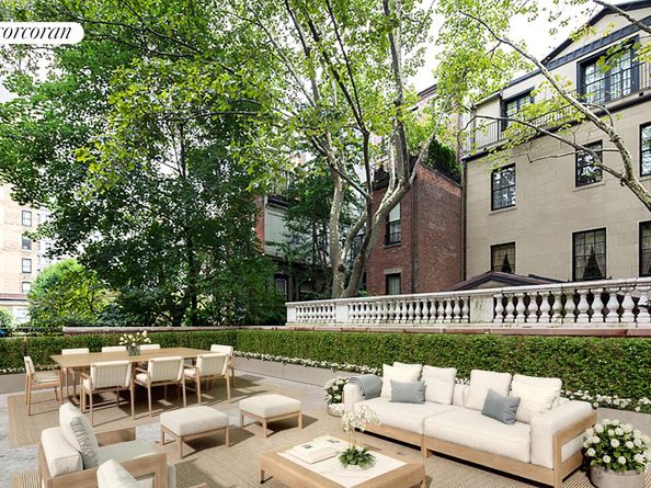 4 East 93rd Street, New York NY 10128