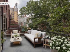 4 East 93rd Street, New York NY 10128