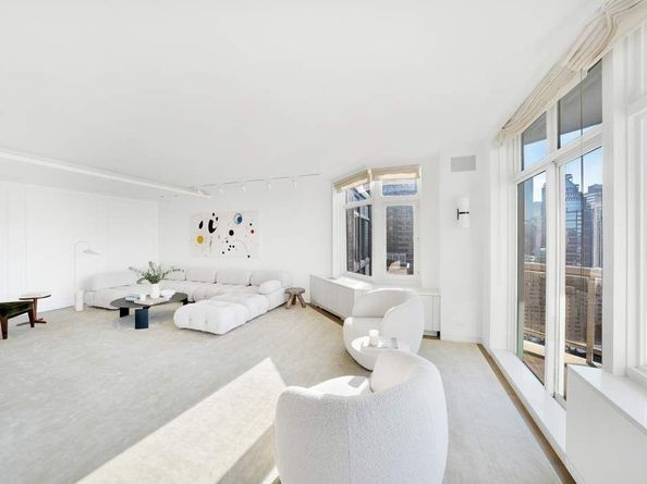 188 East 64th Street 2501, New York NY 10065