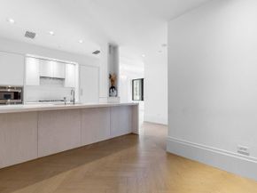 101 Wall Street 8B, New York NY 10005