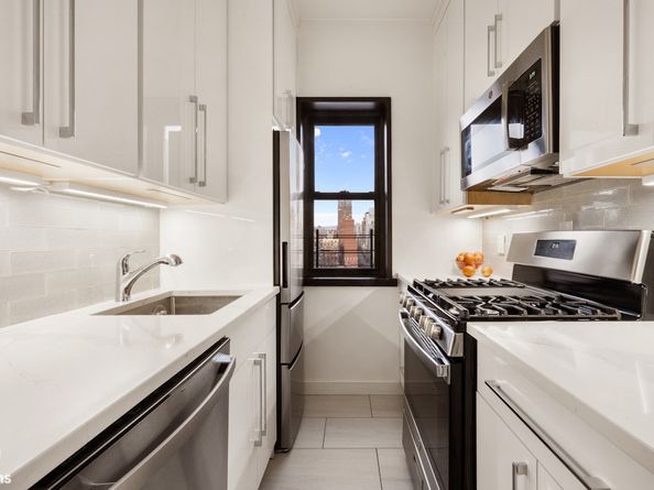 357 East 57th Street 16B, New York NY 10022