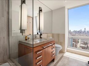 400 5th Avenue 54A, New York NY 10018