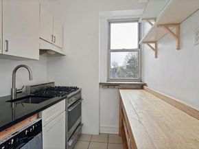 868 East 7th Street 3H, Brooklyn NY 11230