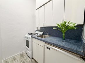 415 East 80th Street 1B, New York NY 10075