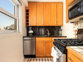 142 East 16th Street 11B, New York NY 10003