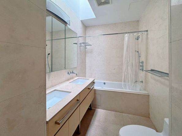 233 East 17th Street PH3, New York NY 10003