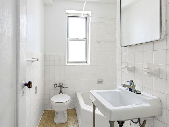 255 Cabrini Boulevard 5B, New York NY 10040